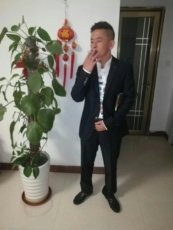 男人三十而立的第二张照片--上门女婿服务网
