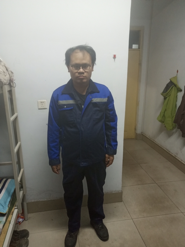 黄俊的第一张照片--上门女婿服务网