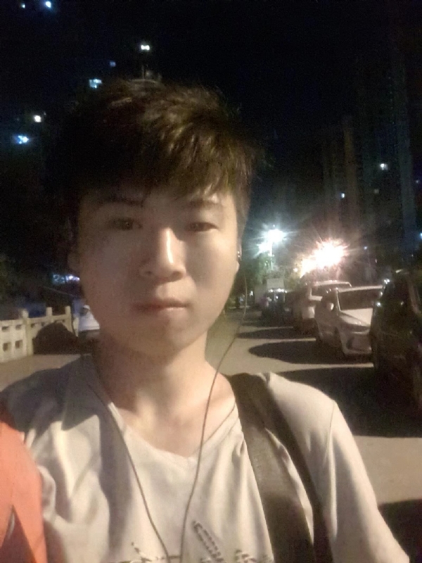 流星的瞬间的第一张照片--上门女婿服务网