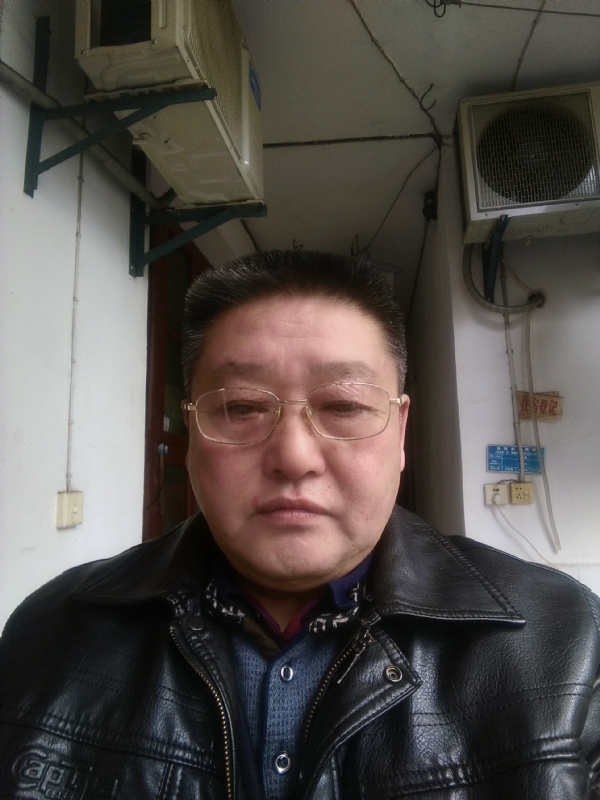 金泰的第一张照片--上门女婿服务网