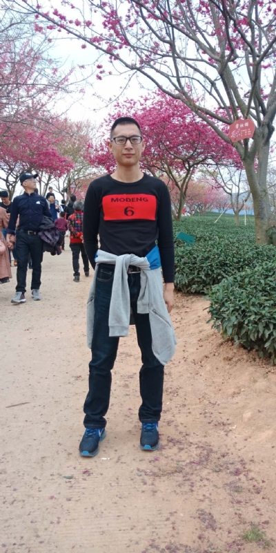 小梁的第一张照片--上门女婿服务网