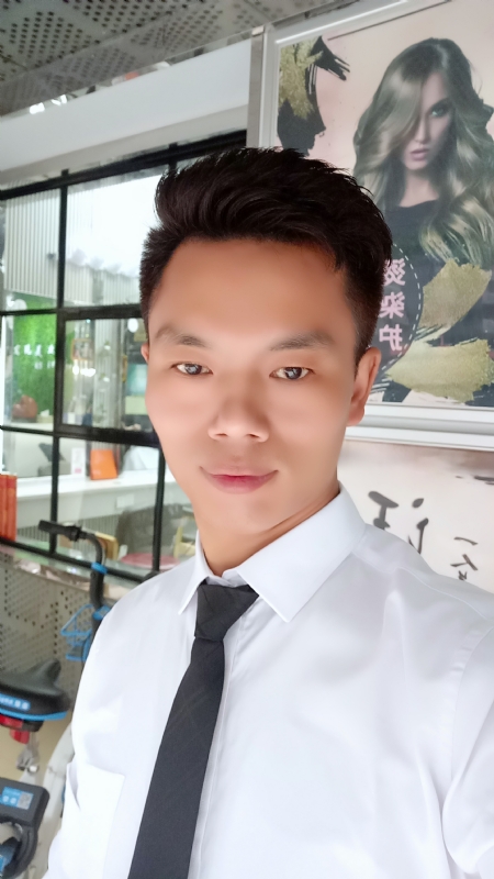 阳光男士的第一张照片--上门女婿服务网