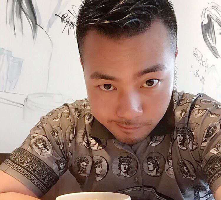 刘江平的第一张照片--上门女婿服务网