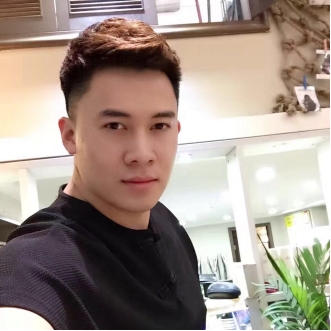 拥有神一样的男人的第一张照片--上门女婿服务网
