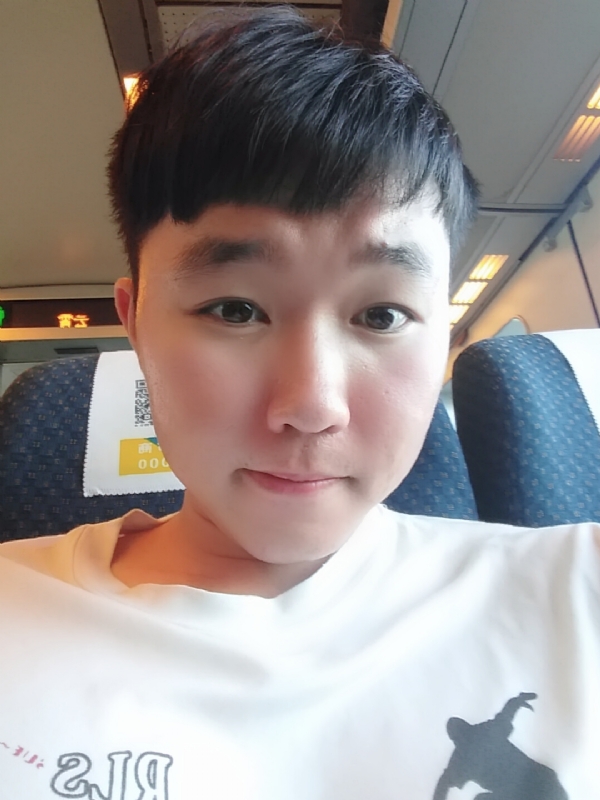 爱玉的第一张照片--上门女婿服务网
