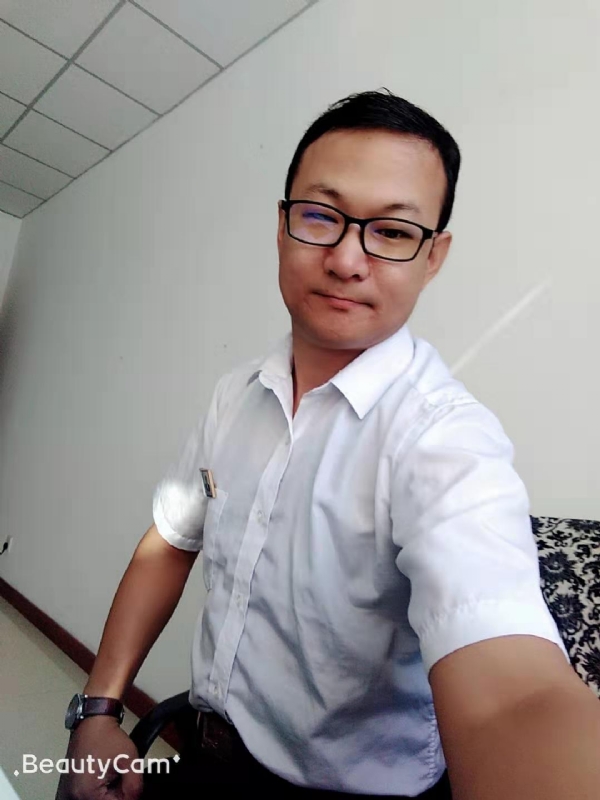 小飞的第一张照片--上门女婿服务网