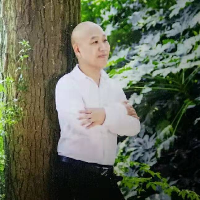 郑鑫牵手的第一张照片--上门女婿服务网