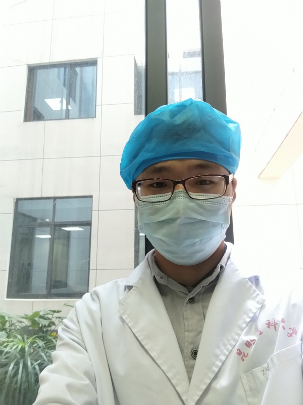 口腔小医生的第一张照片--上门女婿服务网