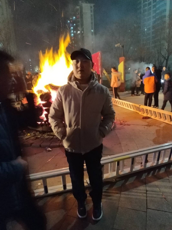 爱情里的俩个人的第二张照片--上门女婿服务网