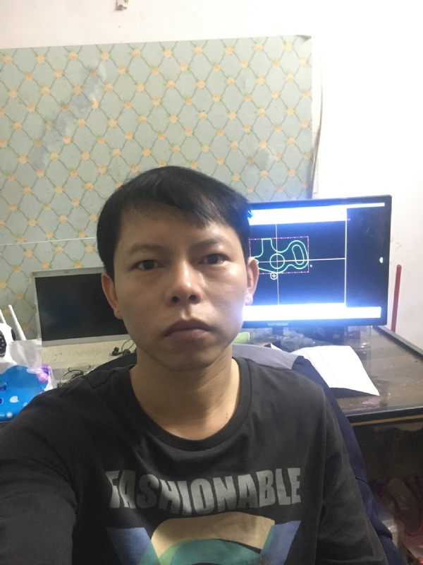 黄叶枫的第一张照片--上门女婿服务网