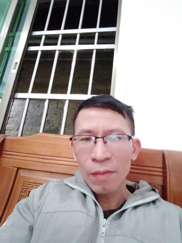 奋斗的第一张照片--上门女婿服务网
