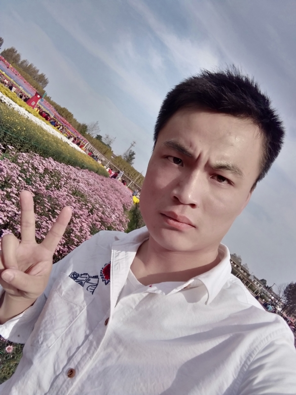 心碎无痕的第二张照片--上门女婿服务网
