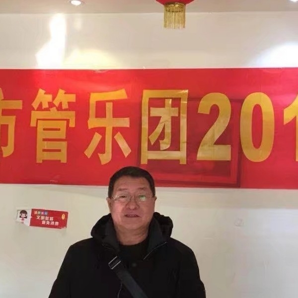 大地神鹰的第一张照片--上门女婿服务网