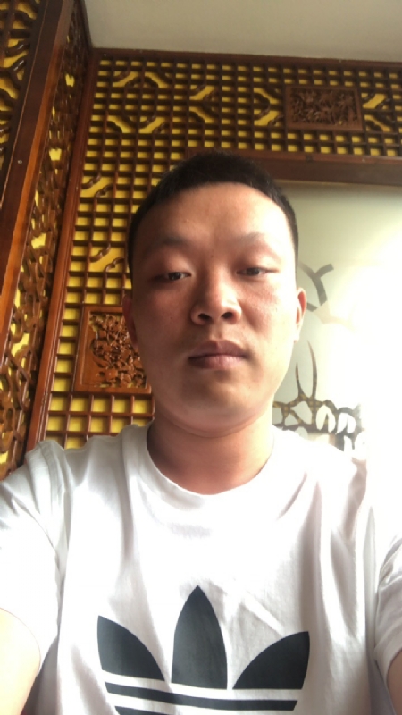 唐子龙的第一张照片--上门女婿服务网