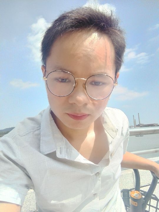 楠呐的第三张照片--上门女婿服务网