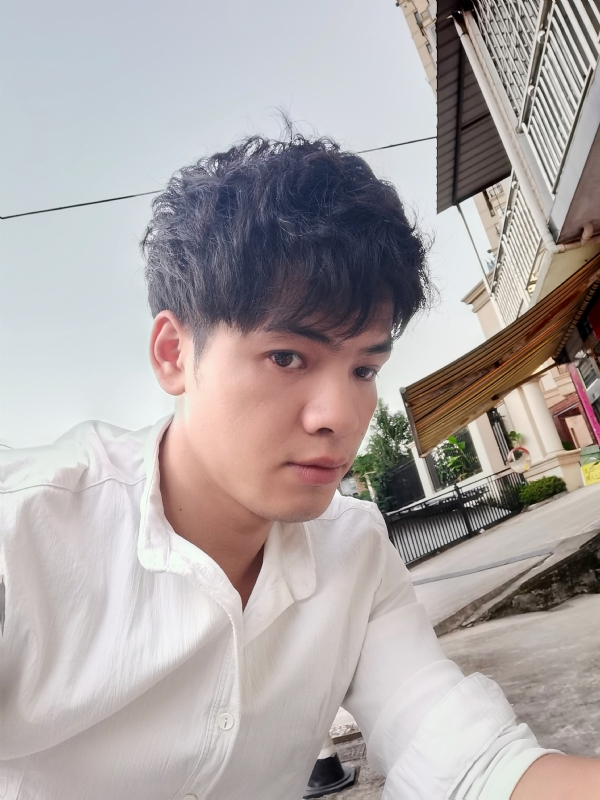 幕后老板的第二张照片--上门女婿服务网