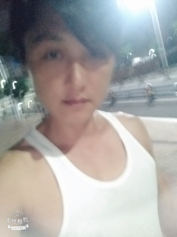 弟弟的第一张照片--上门女婿服务网