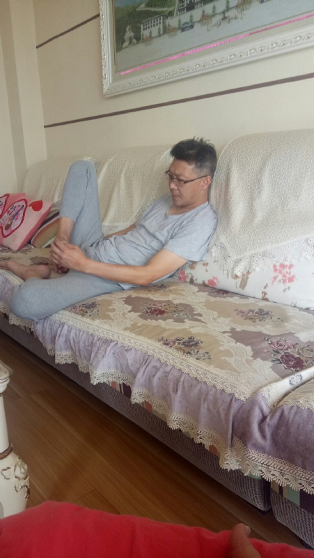 不甘寂寞的第一张照片--上门女婿服务网