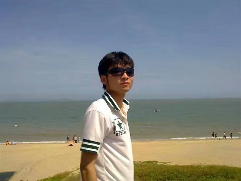 阿俊的第一张照片--上门女婿服务网