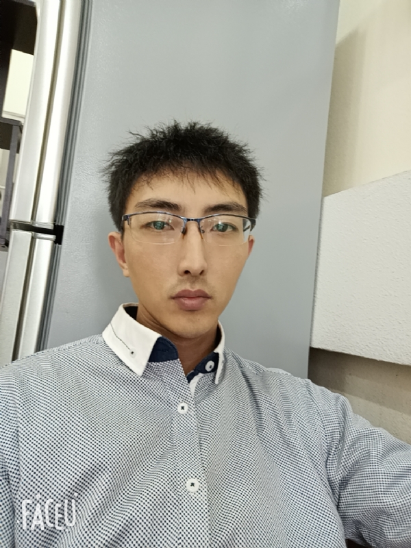 阳光大男孩的第二张照片--上门女婿服务网