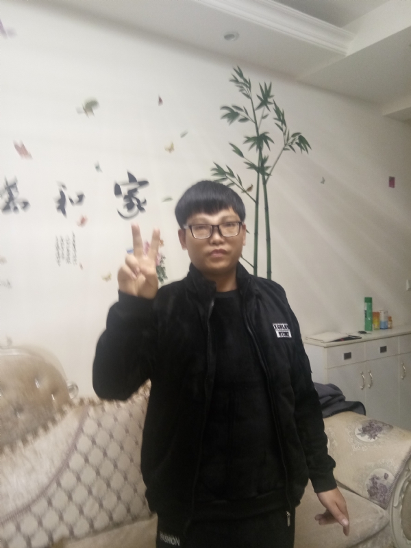 光头强的第一张照片--上门女婿服务网