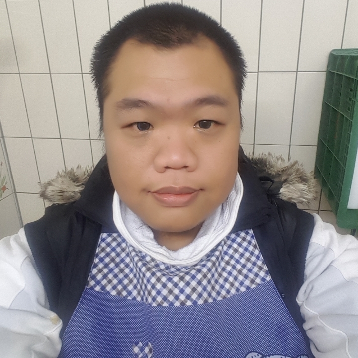黑熊的第一张照片--上门女婿服务网