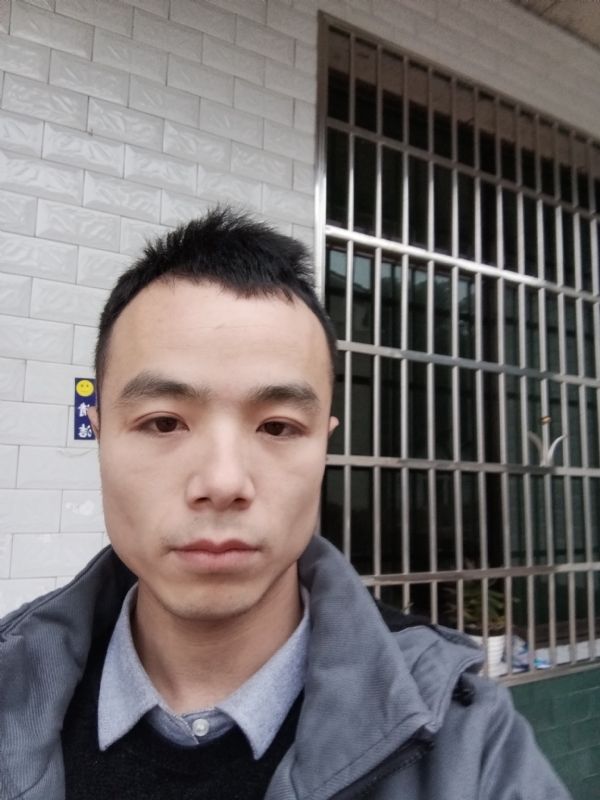笑得那么开心的第二张照片--上门女婿服务网