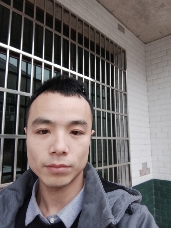 笑得那么开心的第三张照片--上门女婿服务网