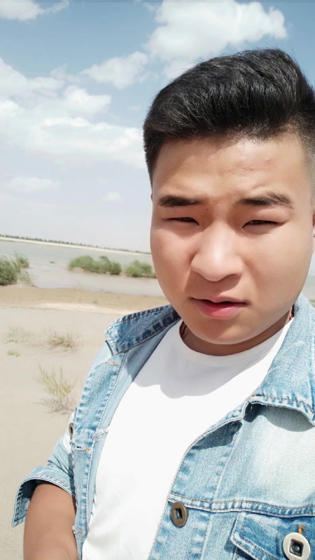 王强的第一张照片--上门女婿服务网