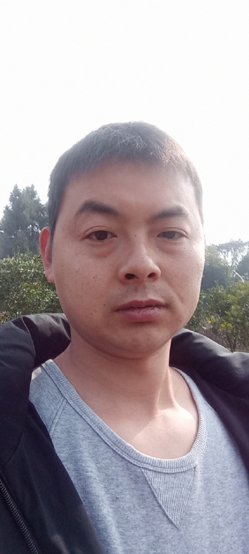 亲亲抱抱我爱你的第一张照片--上门女婿服务网
