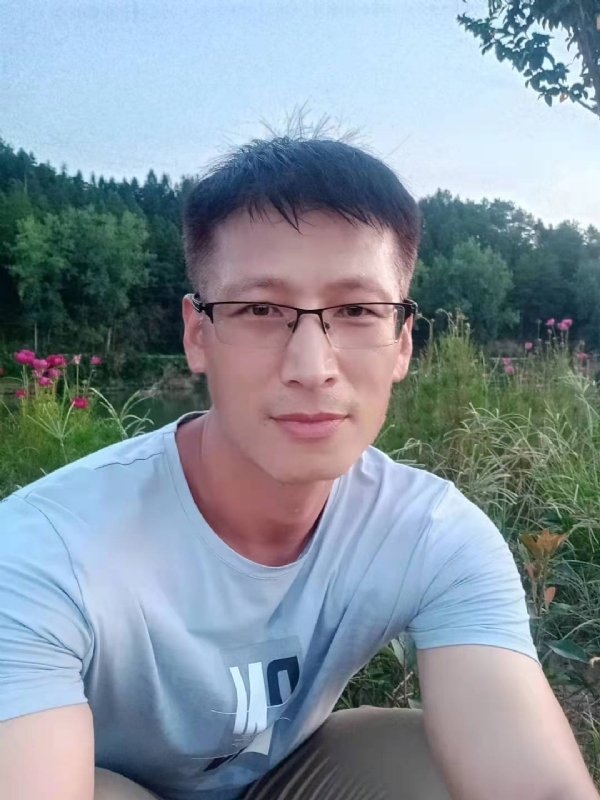 零零柒的第一张照片--上门女婿服务网