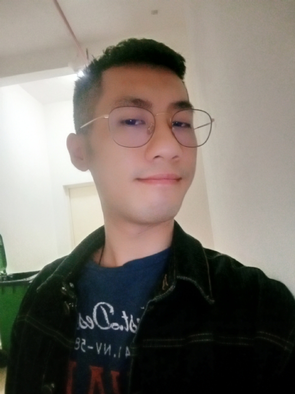赫兹的第一张照片--上门女婿服务网