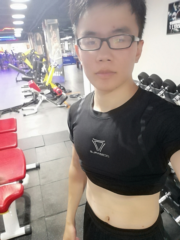 石榴裙下的第一张照片--上门女婿服务网