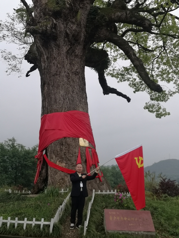 辉辉的第一张照片--上门女婿服务网