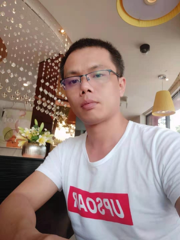 叶寒君的第三张照片--上门女婿服务网