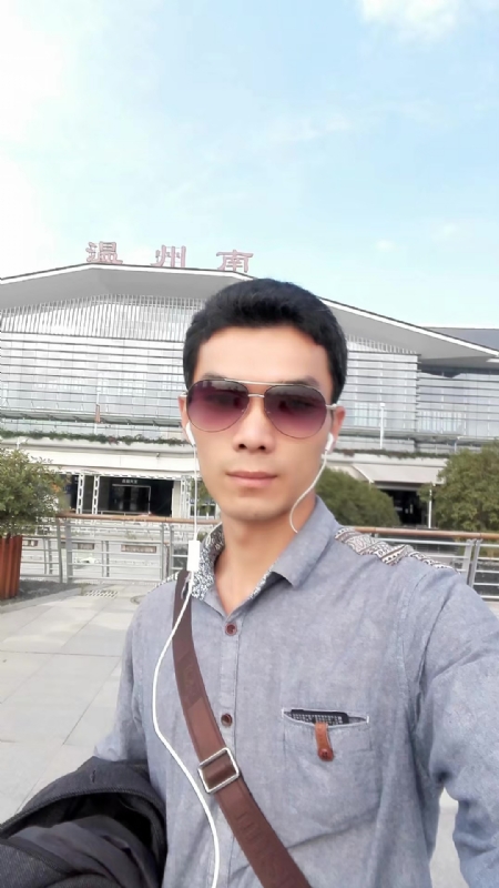 错把真心喂了狗的第三张照片--上门女婿服务网