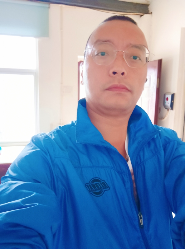 通海混混的第一张照片--上门女婿服务网