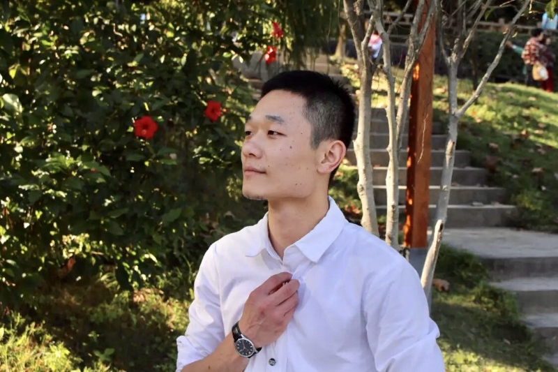 落落大方的第一张照片--上门女婿服务网