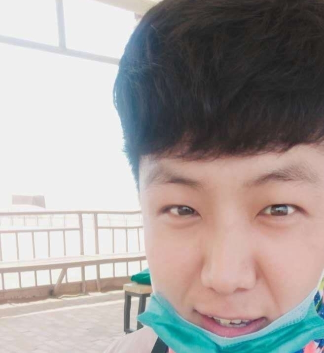 回族小伙的第一张照片--上门女婿服务网