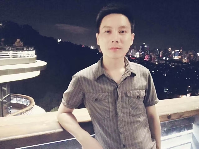 幕秋的第一张照片--上门女婿服务网
