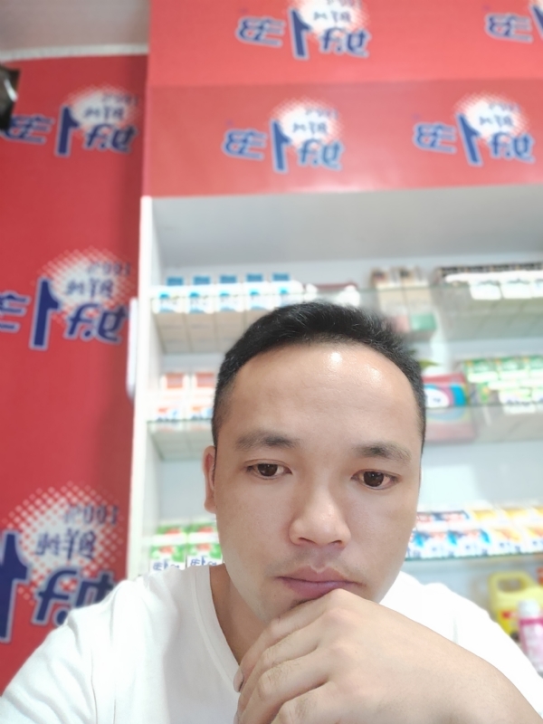 小老弟的第二张照片--上门女婿服务网