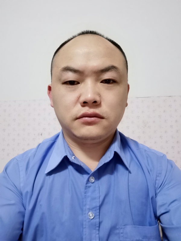 与子携老的第一张照片--上门女婿服务网