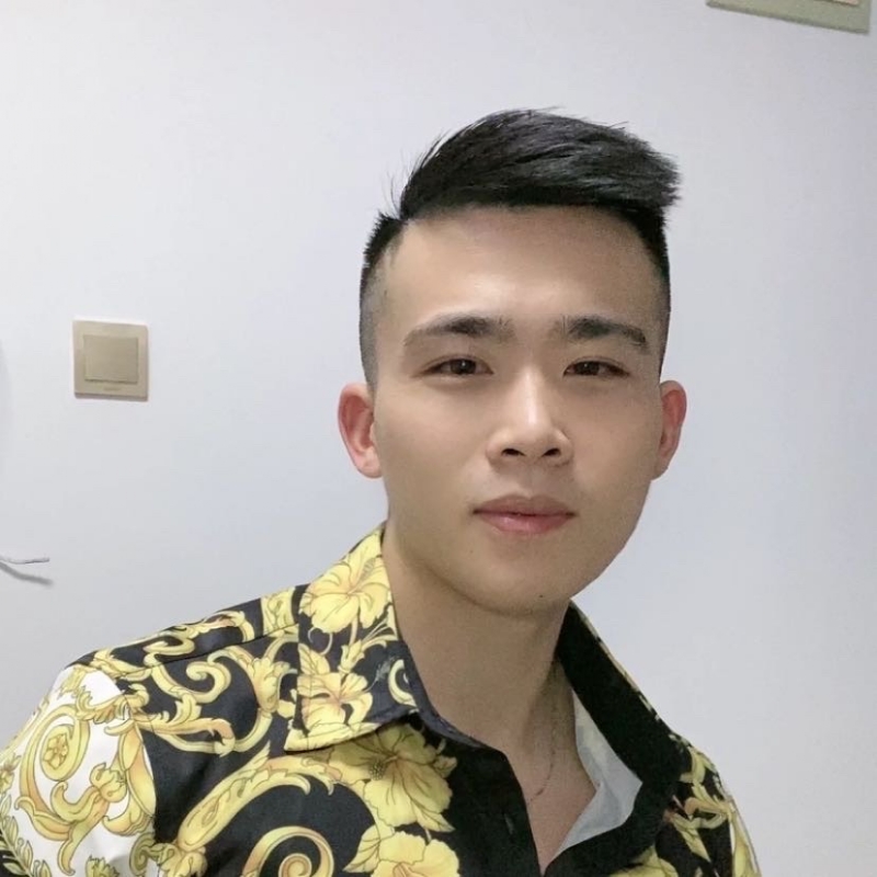 迷彩冲锋衣的第一张照片--上门女婿服务网