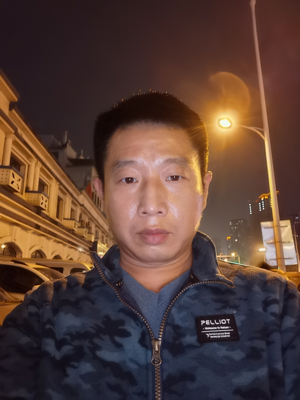 偷偷说的第一张照片--上门女婿服务网