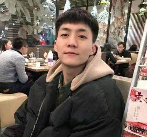 迪迪的第一张照片--上门女婿服务网