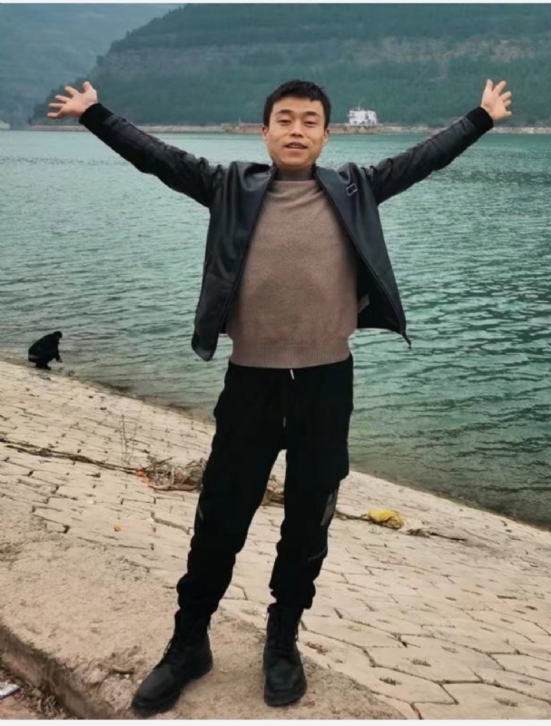 寂寞的风的第二张照片--上门女婿服务网