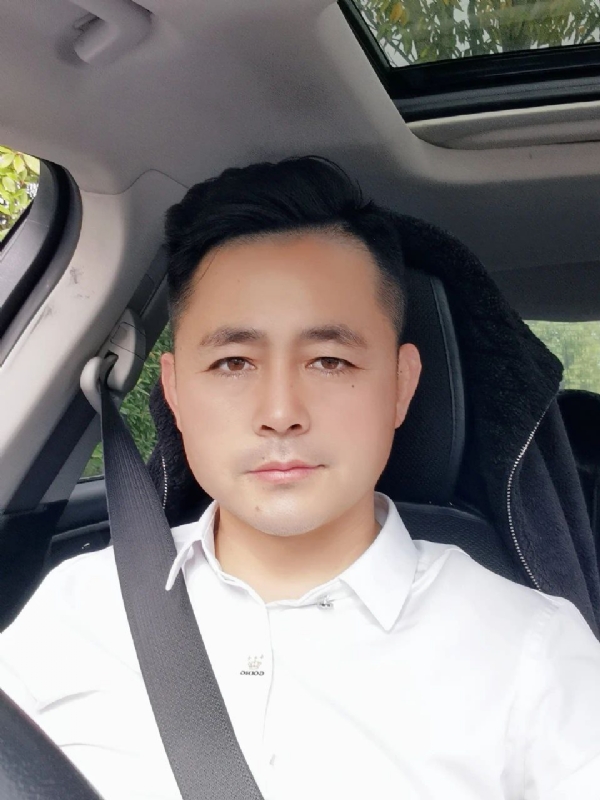 阿华大人的第一张照片--上门女婿服务网