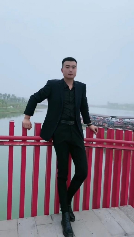 Albert的第二张照片--上门女婿服务网