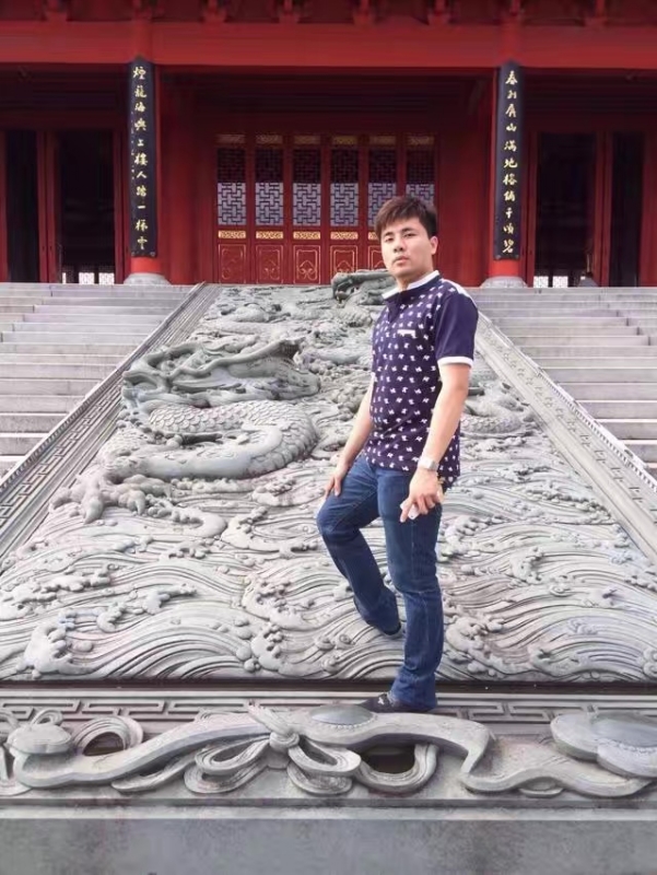 御龙氏的第一张照片--上门女婿服务网