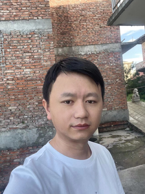 行人的第一张照片--上门女婿服务网
